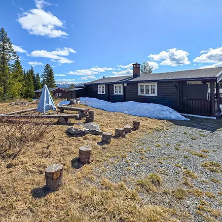 2 Bedroom Lovely Home In Gol