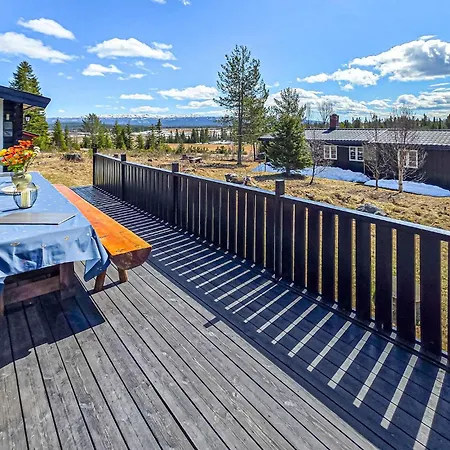 2 Bedroom Lovely Home In Gol Dom wakacyjny
